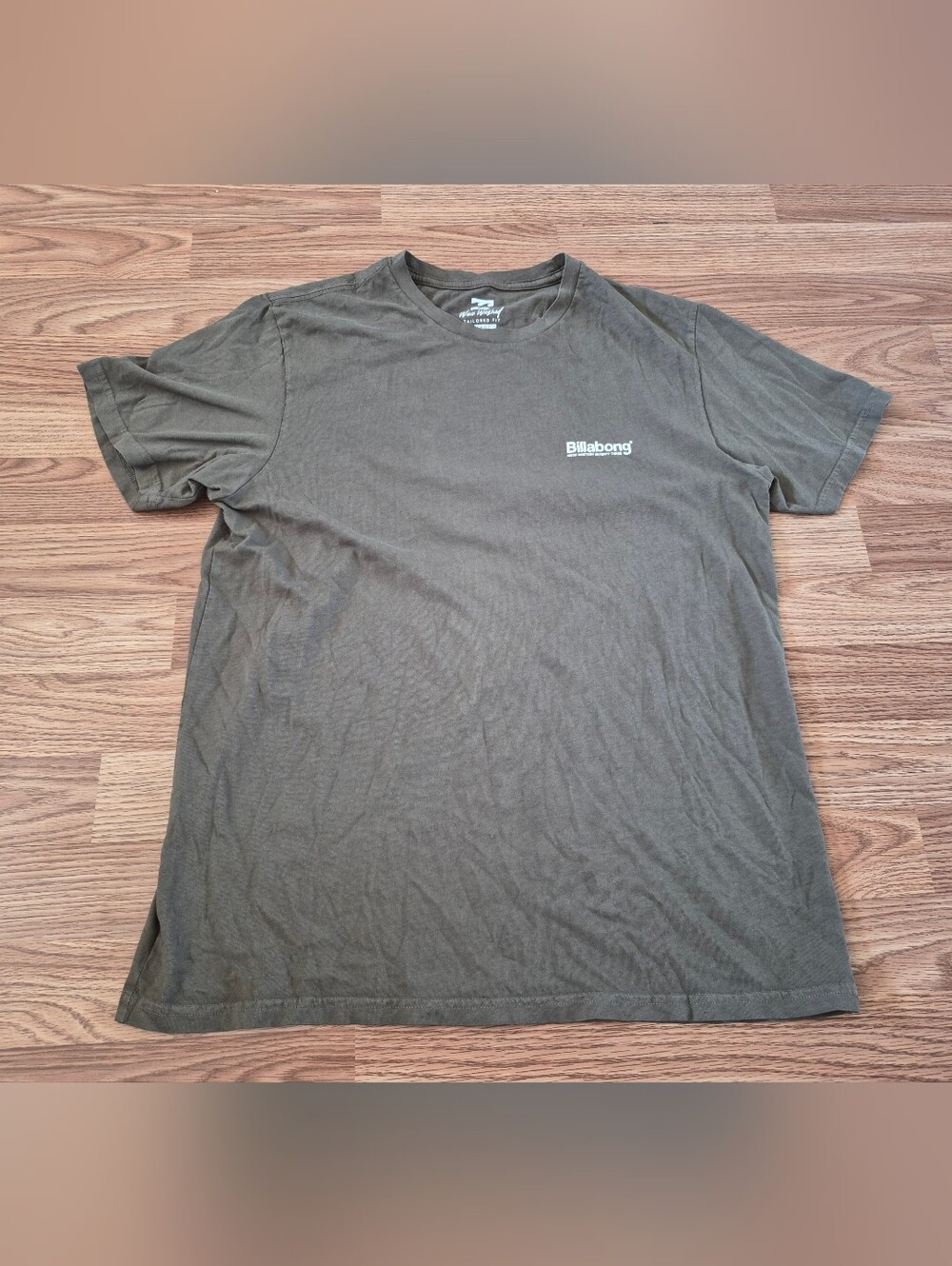 Billabong Wave Washed Tailored Fit Men's Cotton Short Sleeve Shirt